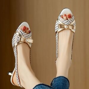 women shoes Heels
